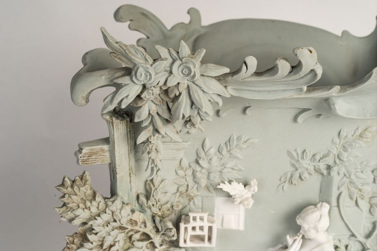Una fioriera Wedgwood, fine del XIX secolo