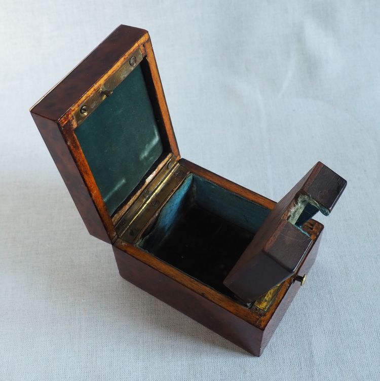 Cassa per orologio intarsiata d'epoca Napoleone III