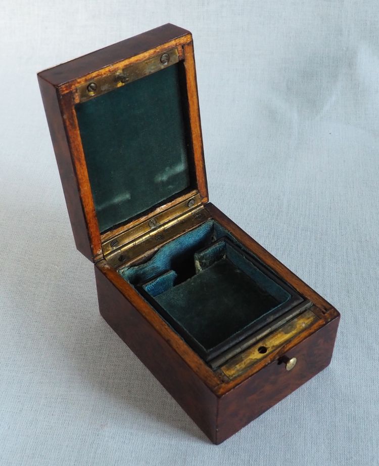 Cassa per orologio intarsiata d'epoca Napoleone III