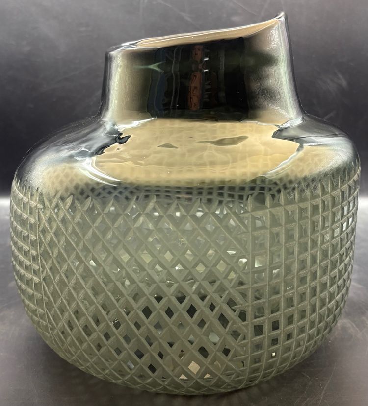 BAROQUE VASE