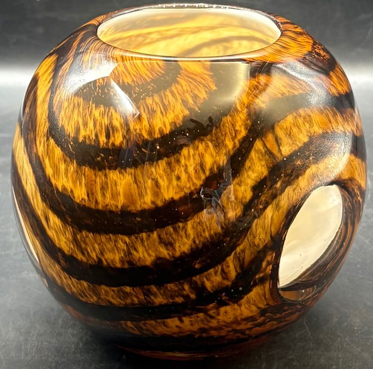 BALL VASE
