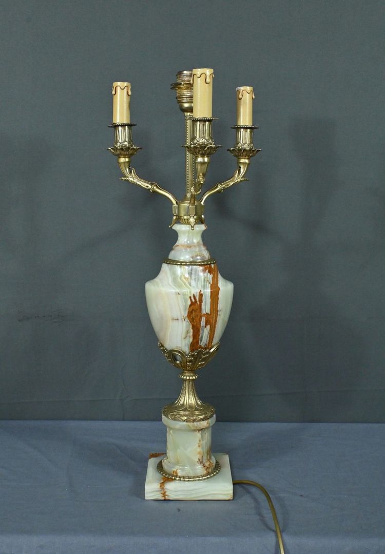 Bedeutende Lampe aus Onyx und Bronze, Stil Louis XVI - 20.