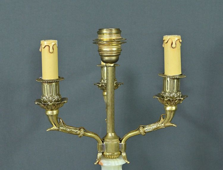 Bedeutende Lampe aus Onyx und Bronze, Stil Louis XVI - 20.