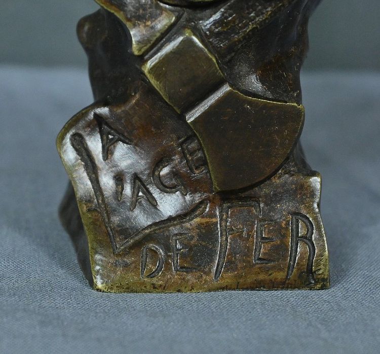 Paar Bronzebüsten "Steinzeit & Eisenzeit" signiert J. Garnier - Ende 19.