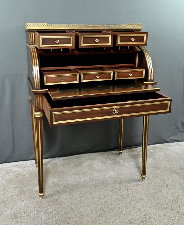 Small Mahogany Cylinder Desk, Louis XVI style - Mid-19th century