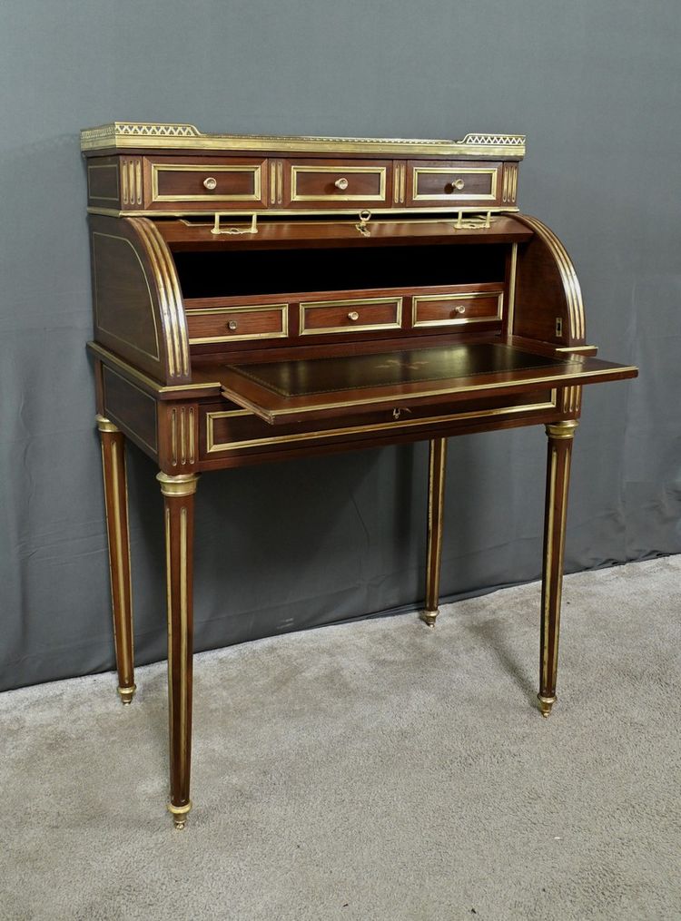 Small Mahogany Cylinder Desk, Louis XVI style - Mid-19th century