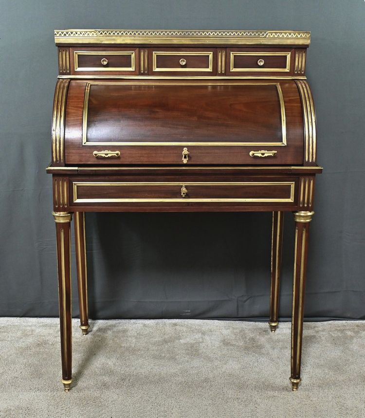 Small Mahogany Cylinder Desk, Louis XVI style - Mid-19th century