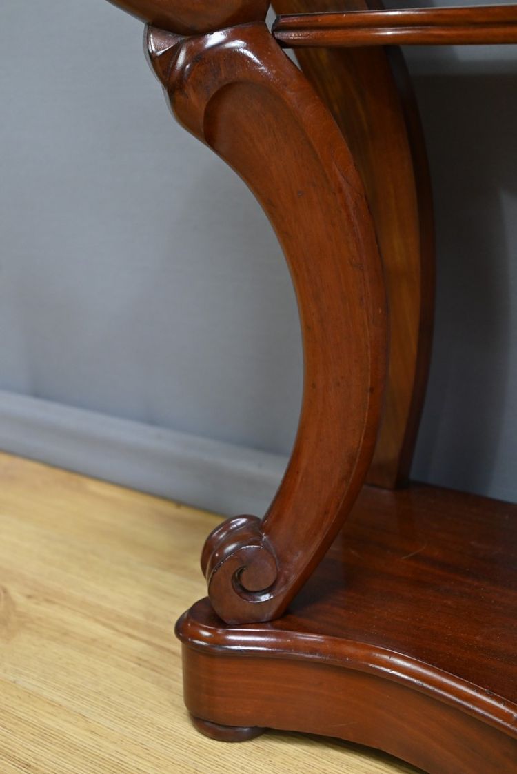 Console en Acajou, époque Napoléon III – 2ème Partie XIXe