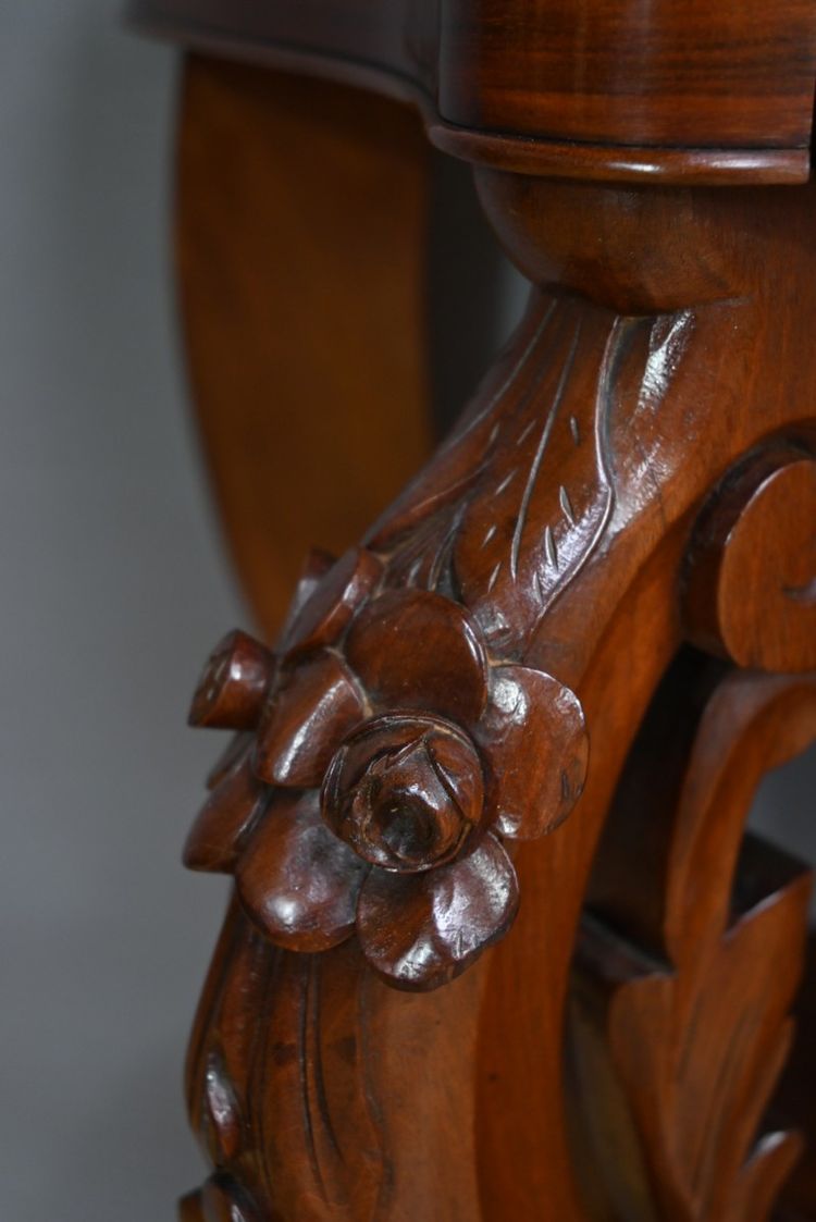 Console en Acajou, époque Napoléon III – 2ème Partie XIXe