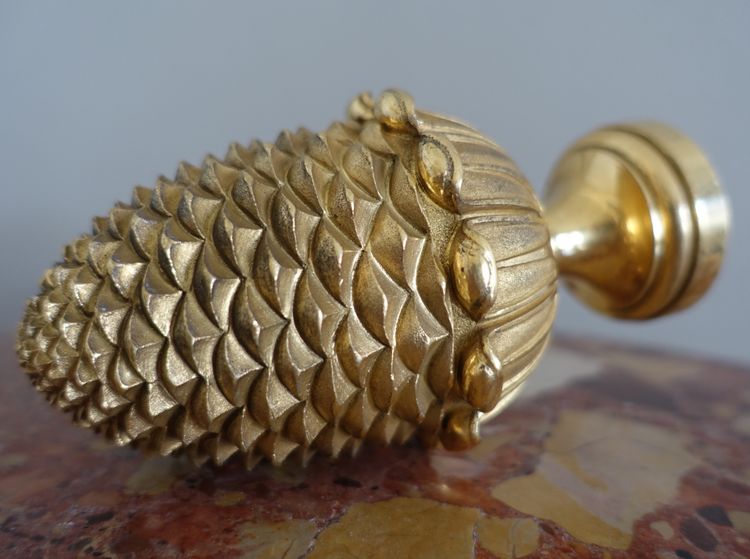 Kugel eines Schlosstreppengeländers aus vergoldeter Bronze - Stil Louis XVI Empire - Maison Fontaine