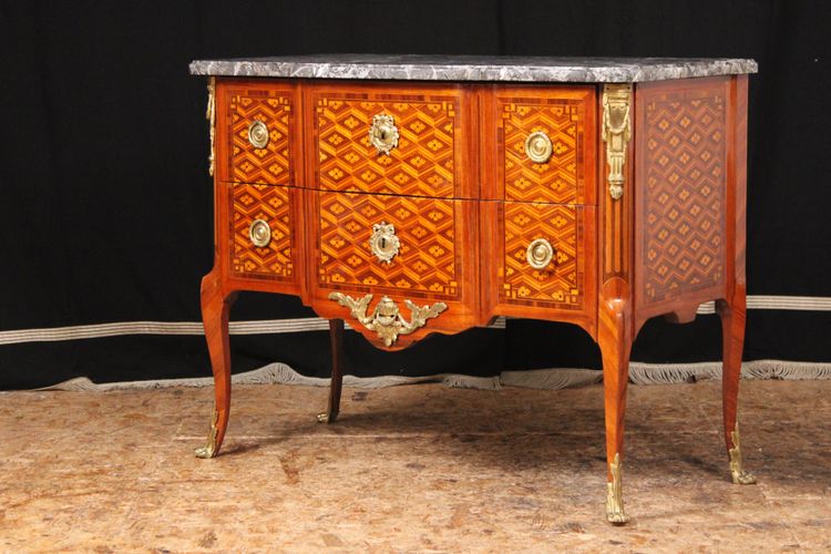 Commode en marqueterie d’époque transition, vers 1770