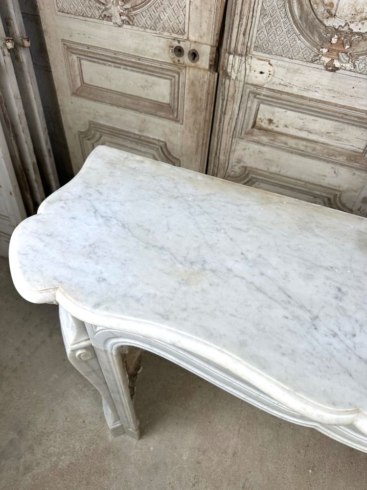Cheminée en marbre blanc style Louis XV 19e siècle 