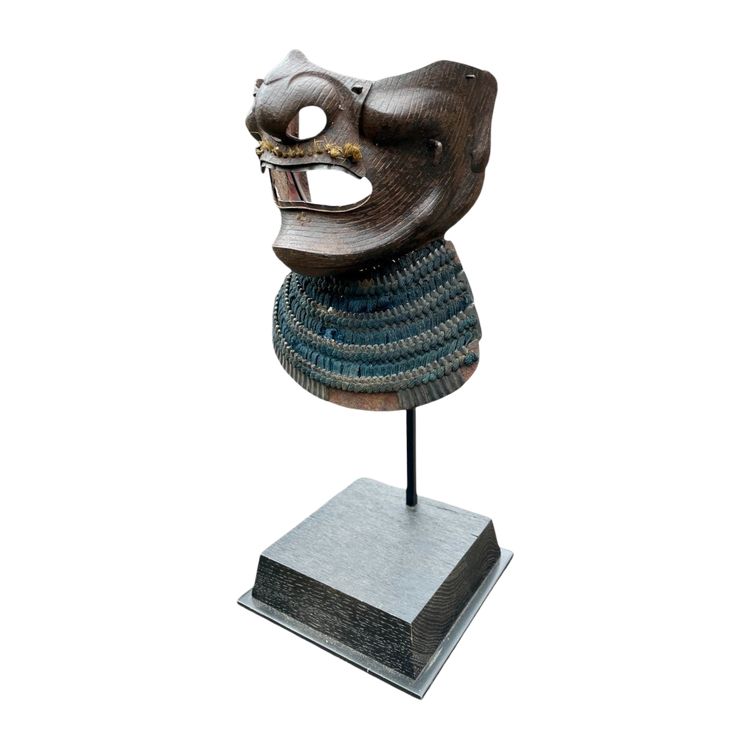 Maschera da samurai Mempo in ferro battuto - Periodo Edo (1603 - 1868).