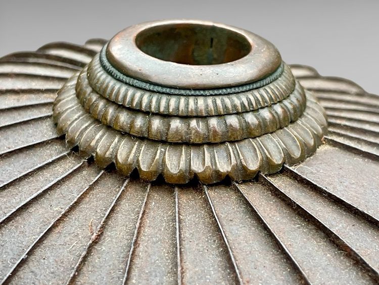Kabuto da samurai in ferro battuto - Periodo Edo (1603-1868).