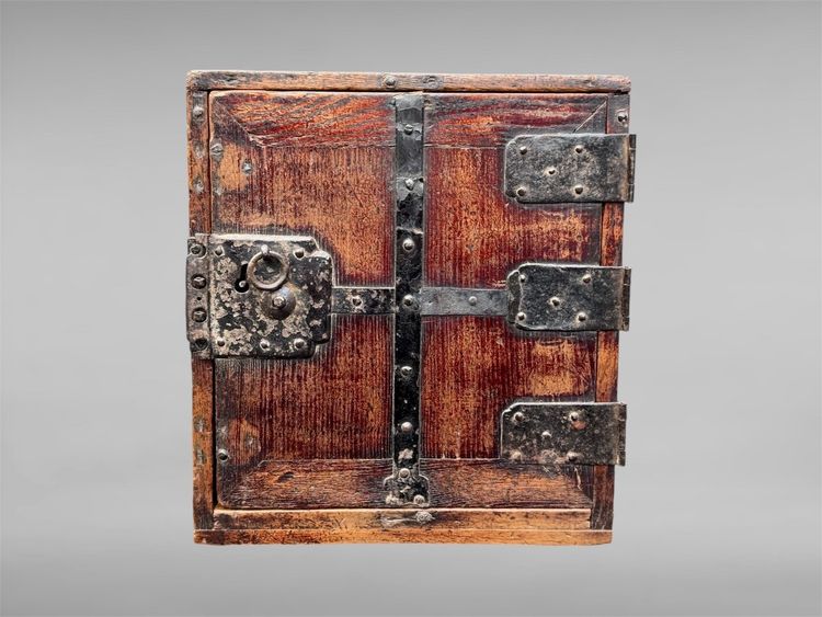 Cabinet Kodansu - Période Edo (1603-1868).