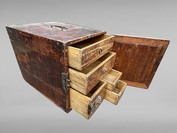 Cabinet Kodansu - Période Edo (1603-1868).