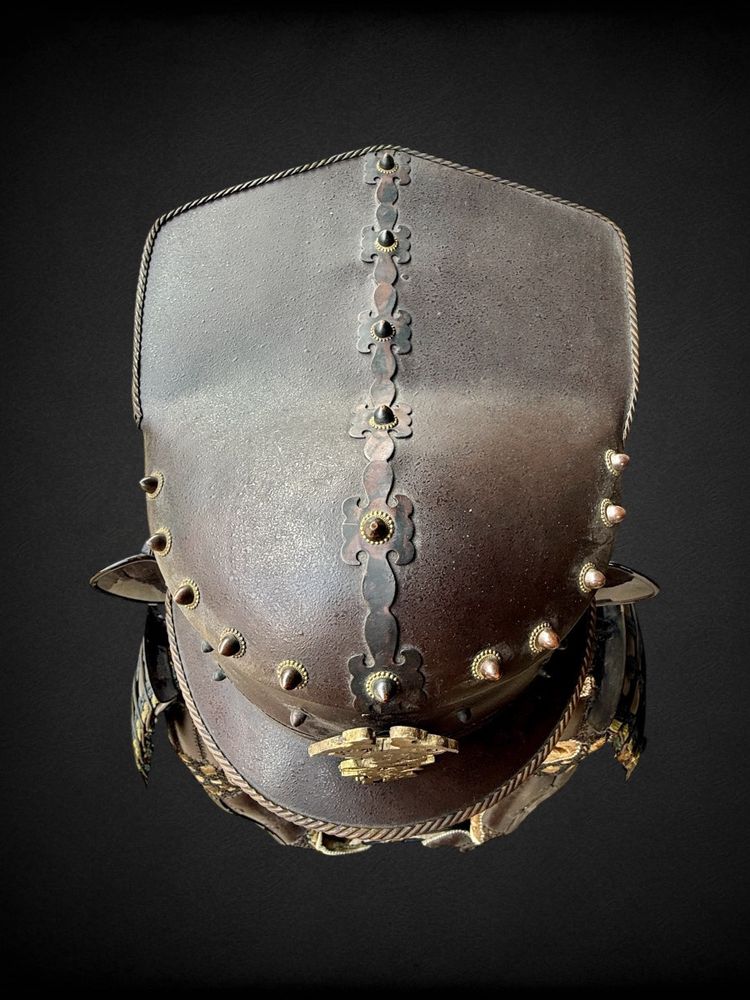 Armatura completa da samurai, rarissimo tipo Kabuto Saiga - periodo Edo (1603 - 1868).