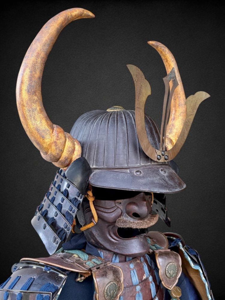 Armure Complète De Samuraï Du Clan Naito - Période Edo (1603-1868).