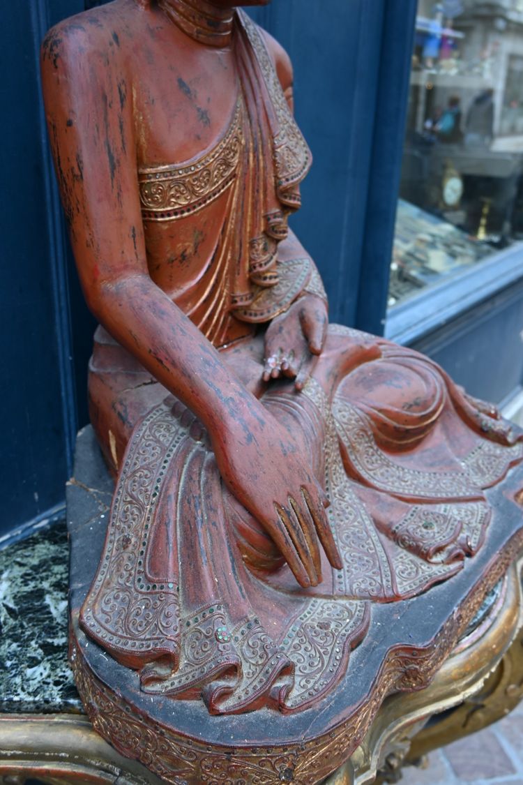 importante statue de Boudha en laque rouge XIX