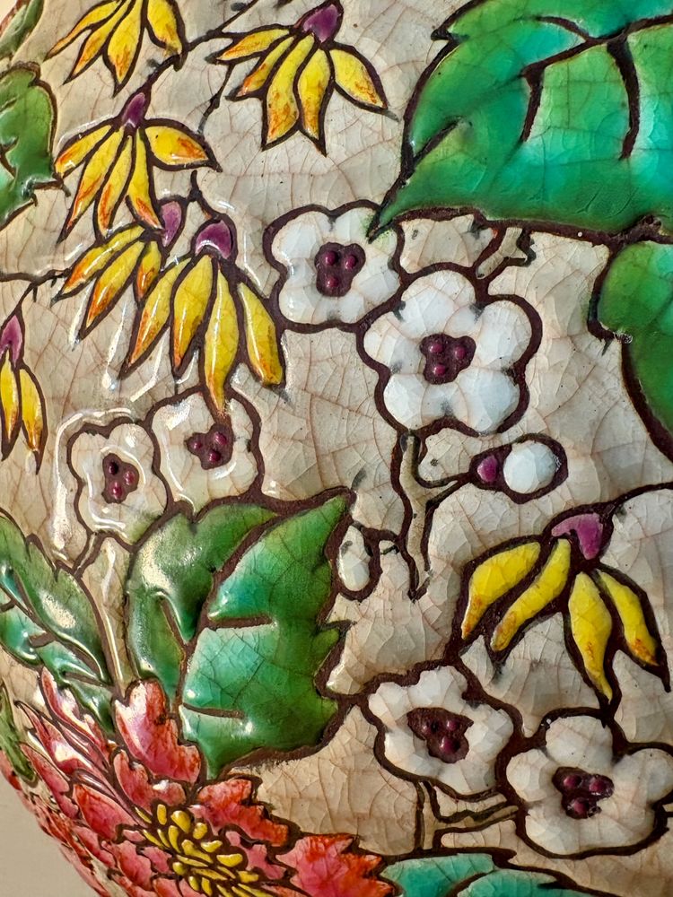 Emaillierte Blumenvase aus Longwy - Einzelstück signiert M. P. Chevallier, Januar 1943