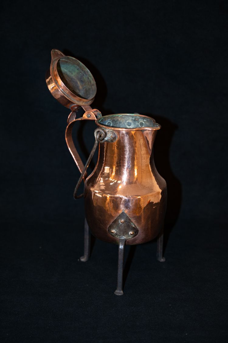 Large 18th century copper cockamamie