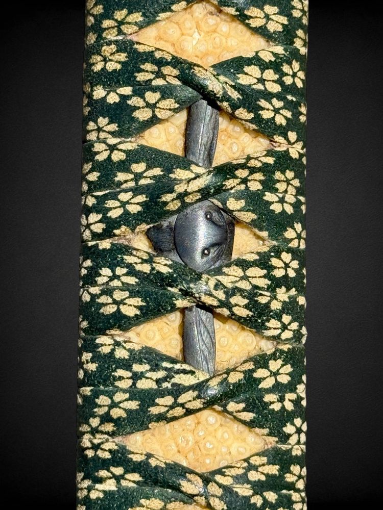 Japanese Katana sword, attributed to Toshikazu, with NBTHK certificate - late Edo (19th century).