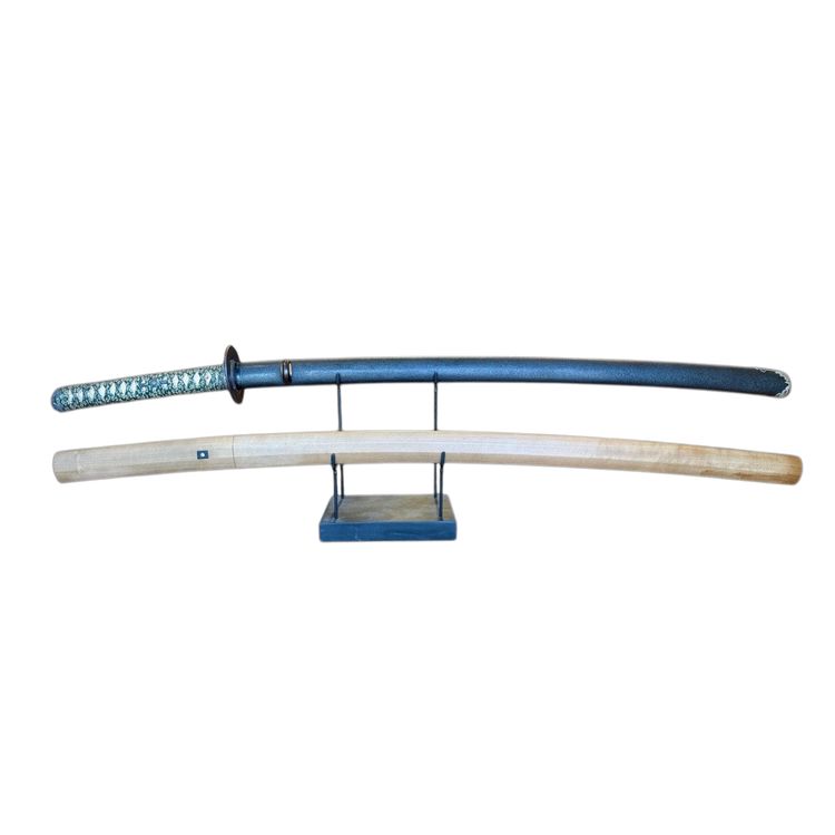 Japanese Katana sword, attributed to Toshikazu, with NBTHK certificate - late Edo (19th century).