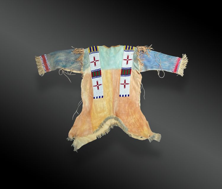 HEMD DES MANNS INDIENS DER PLAINES, LAKOTA, DAKOTA des Südens