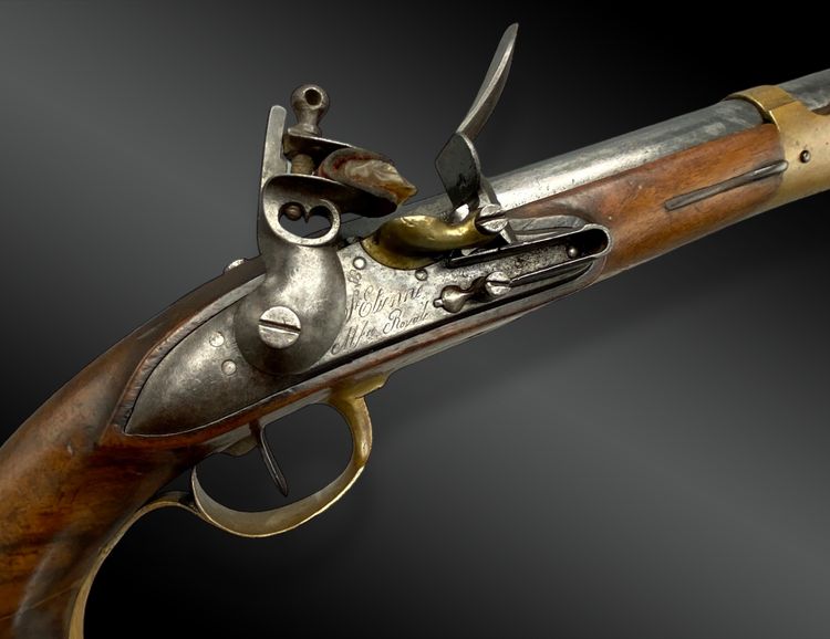 PISTOLA DELLE GARDES DU CORPS DELLA CASA MILITARE DEL RE, SECONDO MODELLO del 1818.