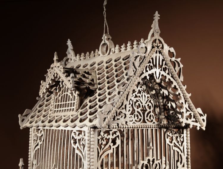   Cage à oiseaux rare, art populaire, ajourée, style continental, vers 1920.
