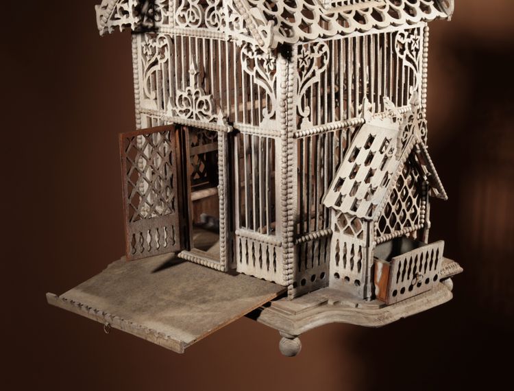   Cage à oiseaux rare, art populaire, ajourée, style continental, vers 1920.