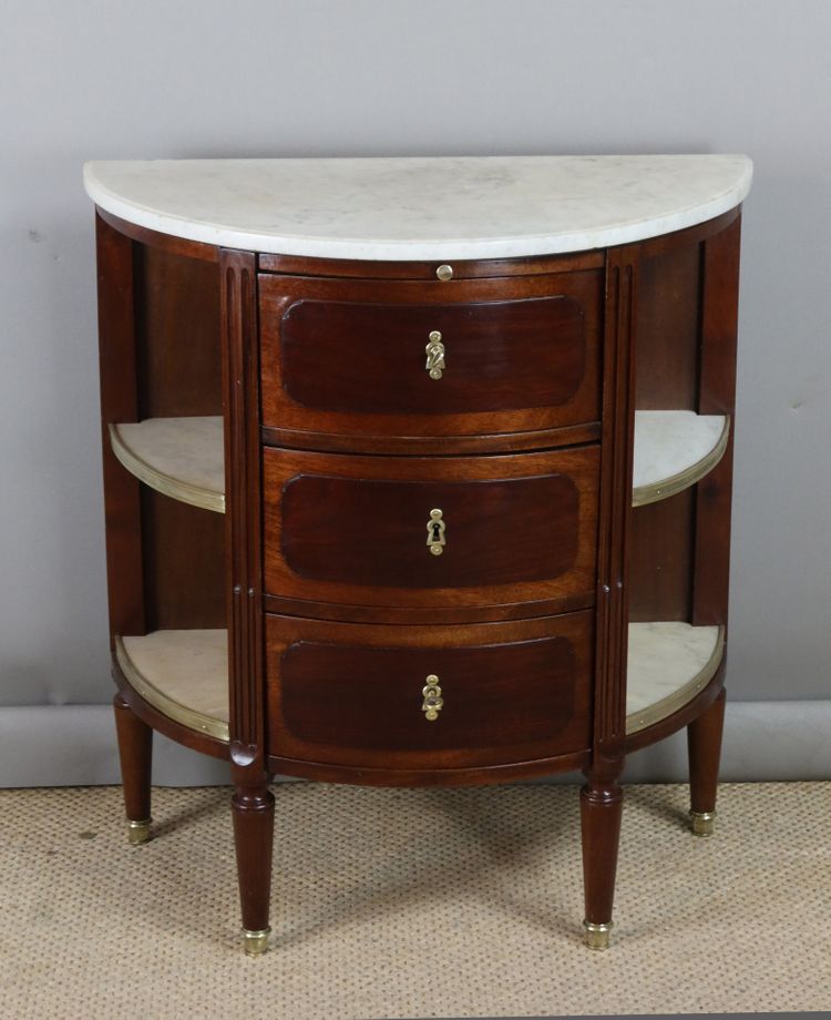 commode Louis XVI demi lune