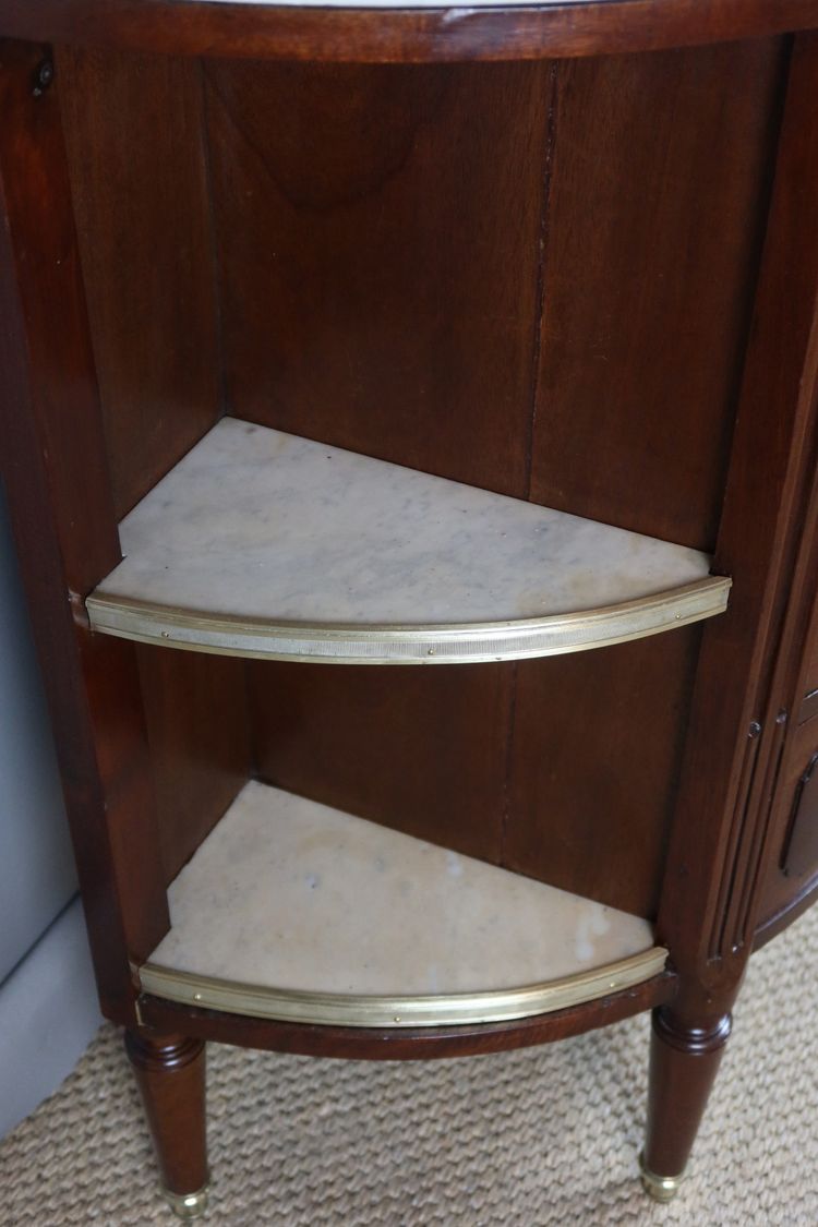 commode Louis XVI demi lune