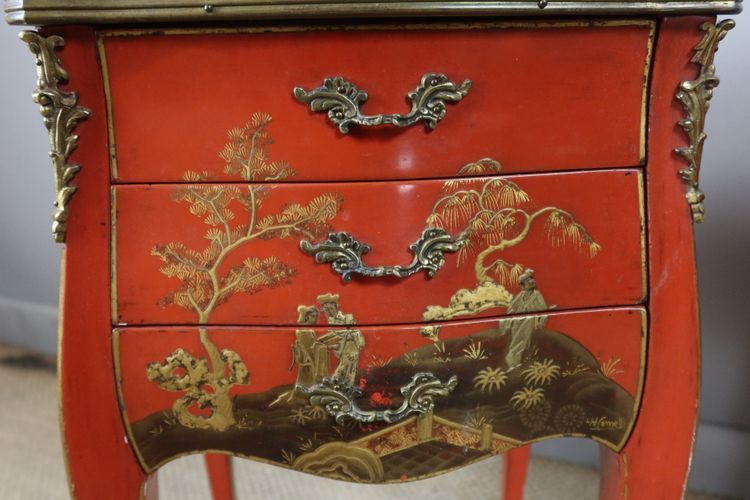 chevets en laque de style louis XV