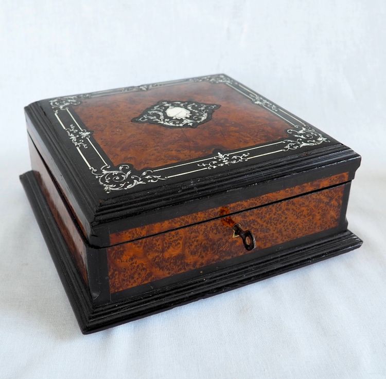 Napoleon III marquetry jewelry box