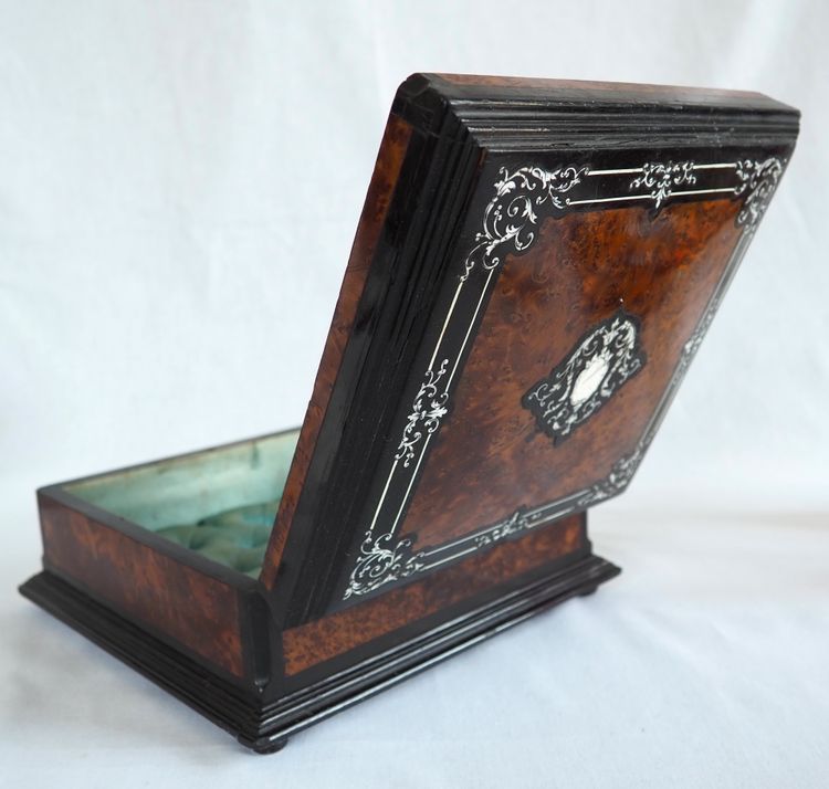 Napoleon III marquetry jewelry box