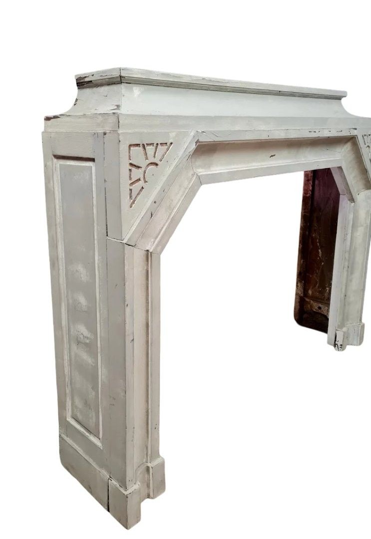 Mantello d'epoca Art Déco in legno laccato con finitura in finta pietra, 1925 circa