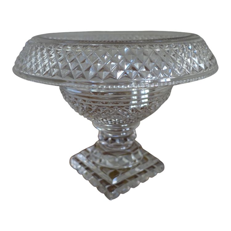 Le Creusot: cut crystal compotier bowl, centerpiece, Empire Restoration period