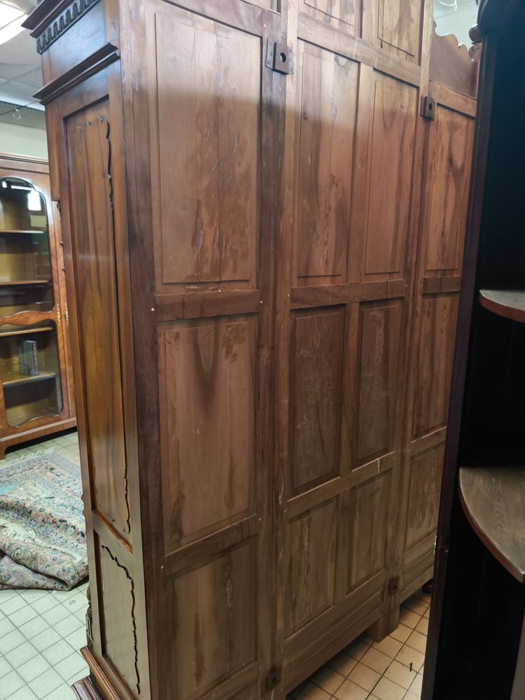 Orientalist 19th century walnut bookcase in the taste of pierre loti