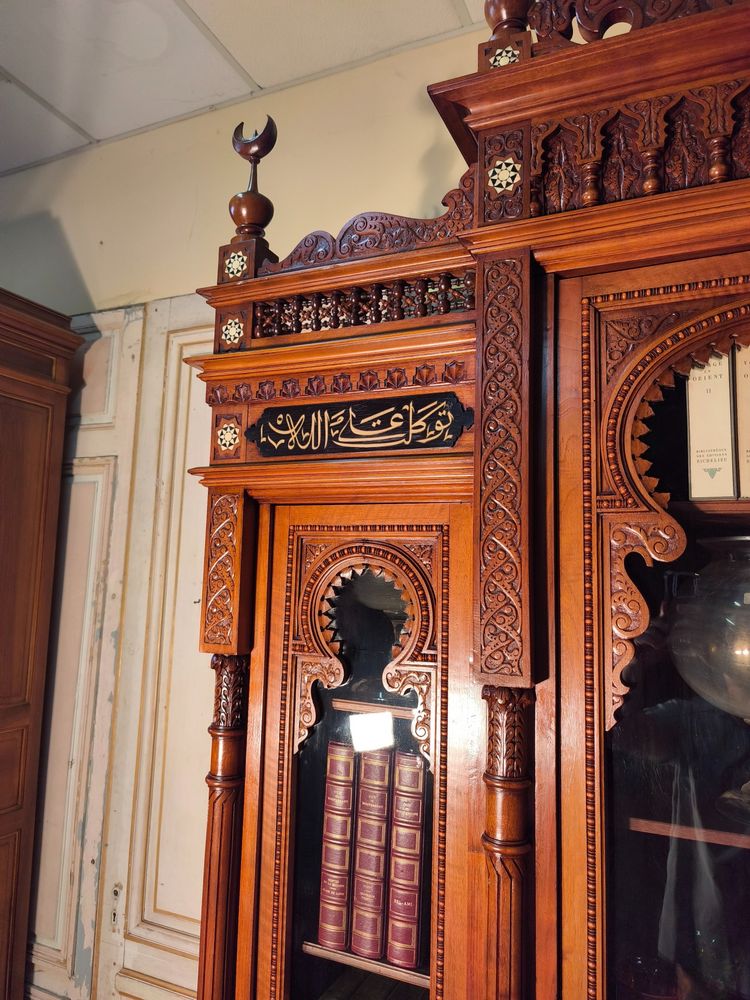 Orientalist 19th century walnut bookcase in the taste of pierre loti
