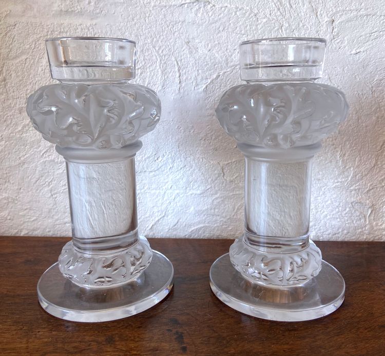 PAIRE DE BOUGEOIRS LALIQUE 