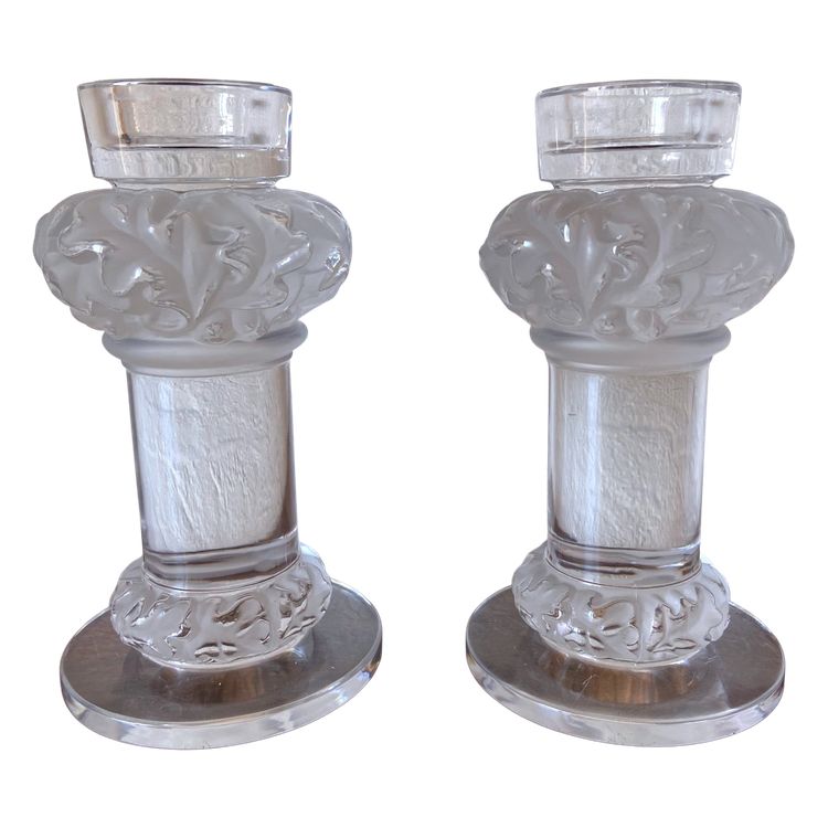 PAIRE DE BOUGEOIRS LALIQUE 