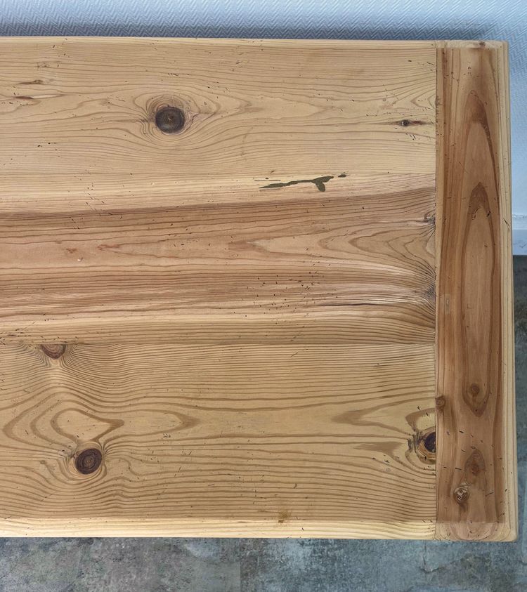 Raw pine draper table