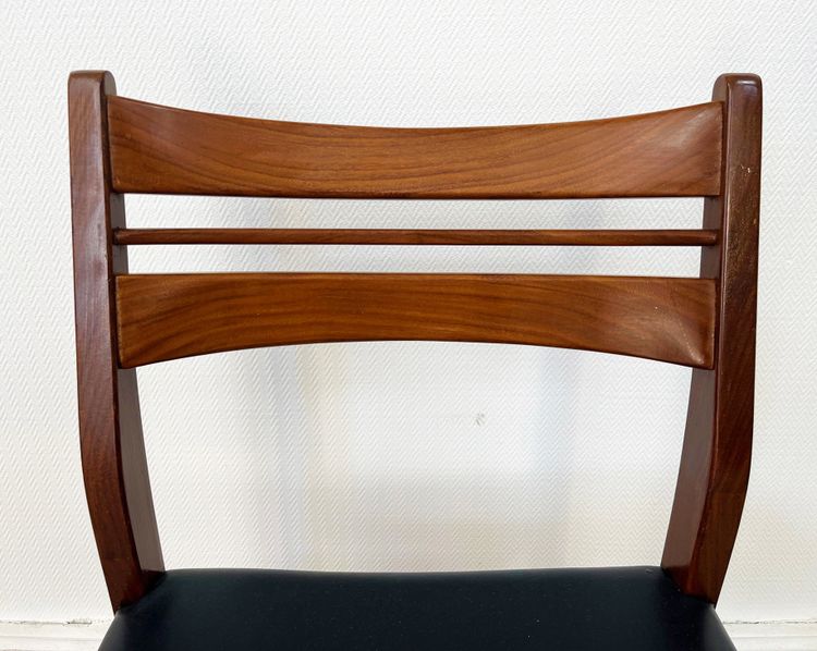 Set of 8 Scandinavian-style chairs in teak and imitation leather from the 50s/60s