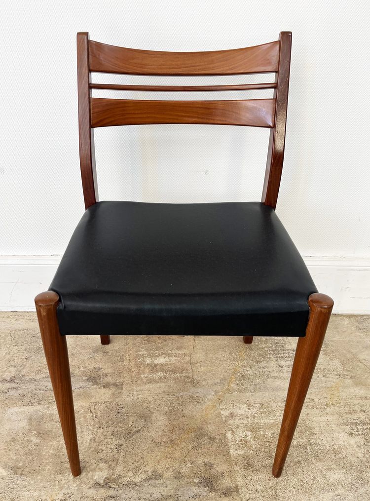 Set of 8 Scandinavian-style chairs in teak and imitation leather from the 50s/60s