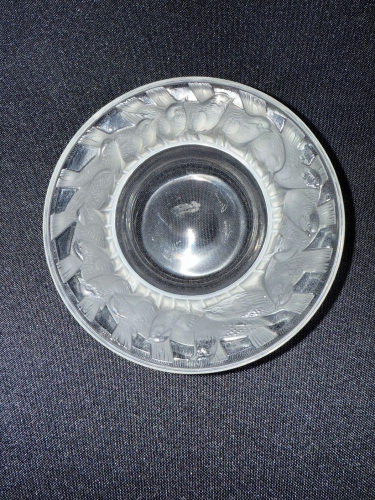 Magnifique coupelle aux moineaux  signée Lalique France