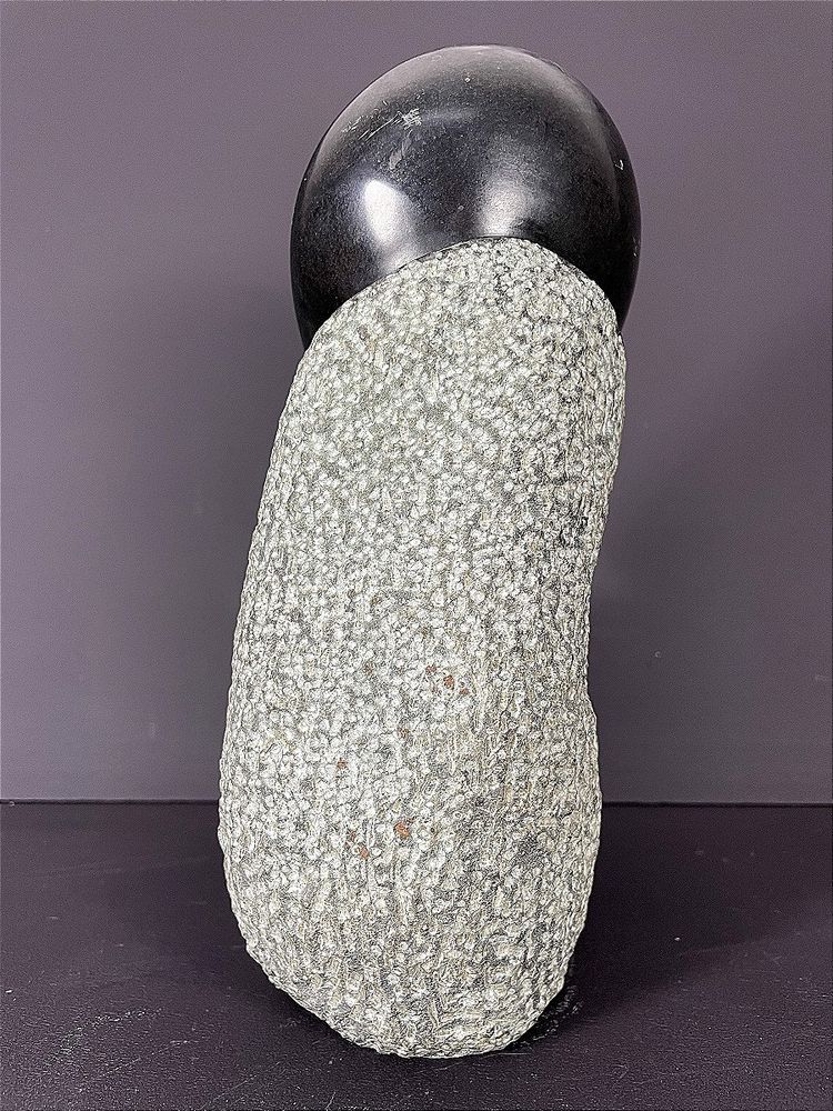 Zimbabwe, Shona Art, Contemporary serpentine sculpture dating from the 1980s.