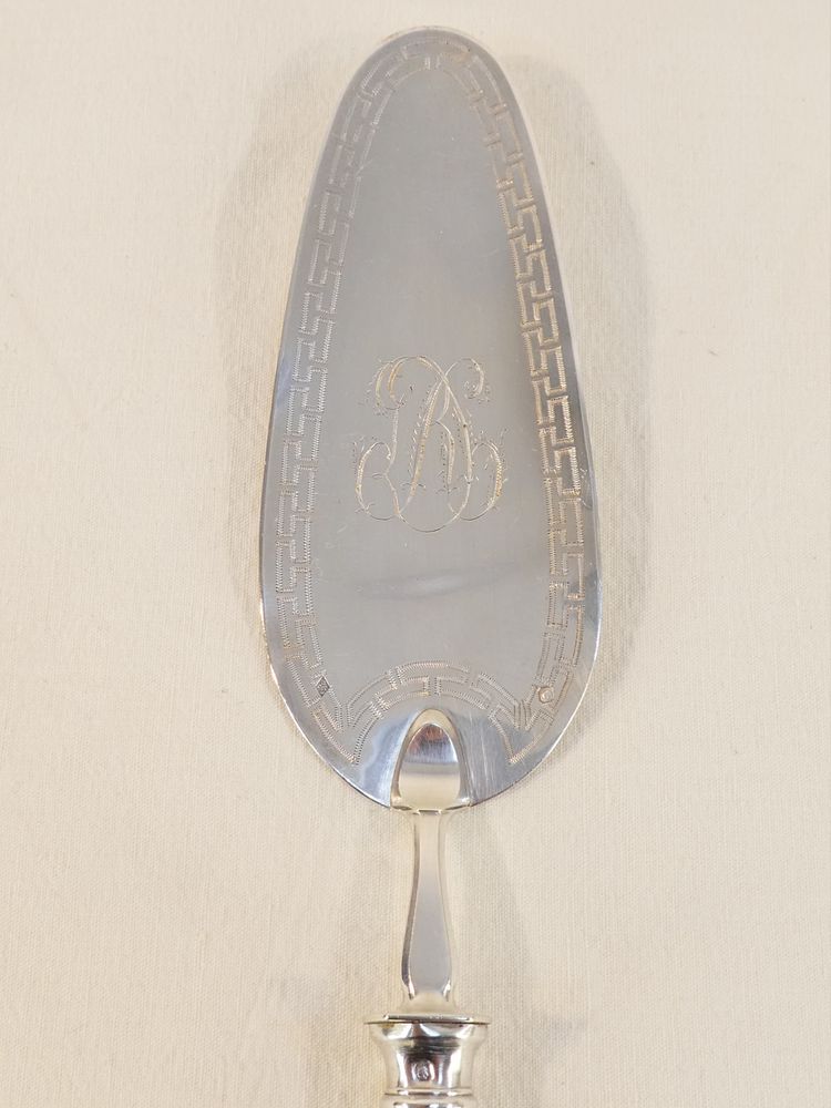 ART DECO PIE SERVER in solid silver