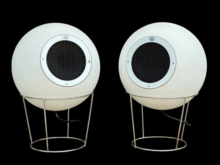 Pair of Elipson AS40 speakers in white staff with metal stand from the 60s