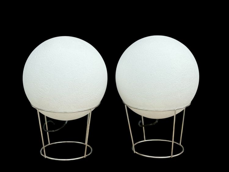 Pair of Elipson AS40 speakers in white staff with metal stand from the 60s